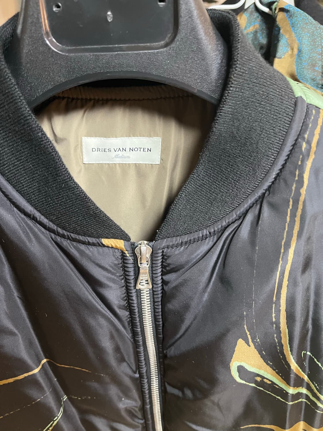 드리스 반 노튼 마블 패딩 상품이미지3