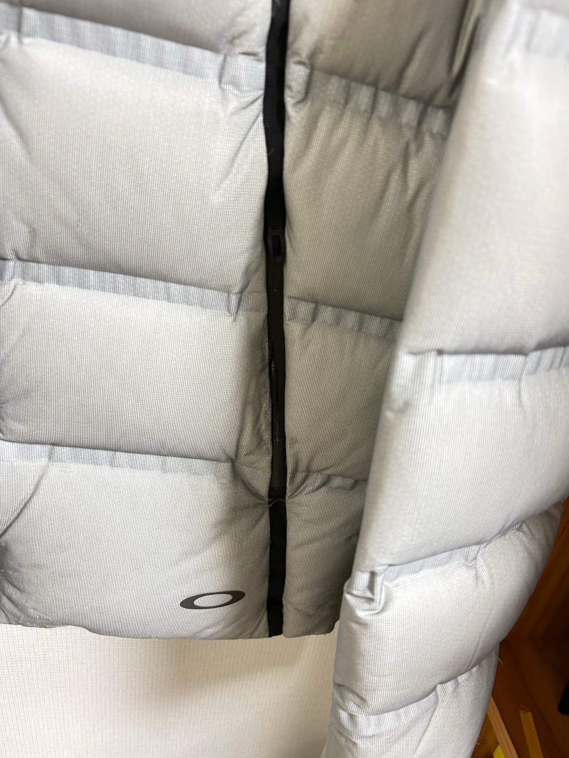 Oakley 오클리 경량 패딩 상품이미지3