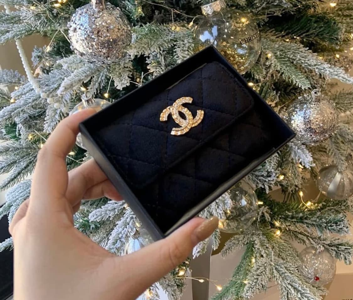 샤넬 뷰티 벨벳 카드지갑 상품이미지1