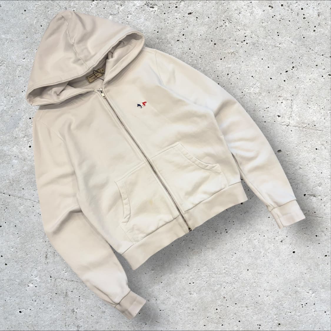 [M] 메종키츠네 아이보리 폭스 와펜 후드집업 수입택 C674 상품이미지1