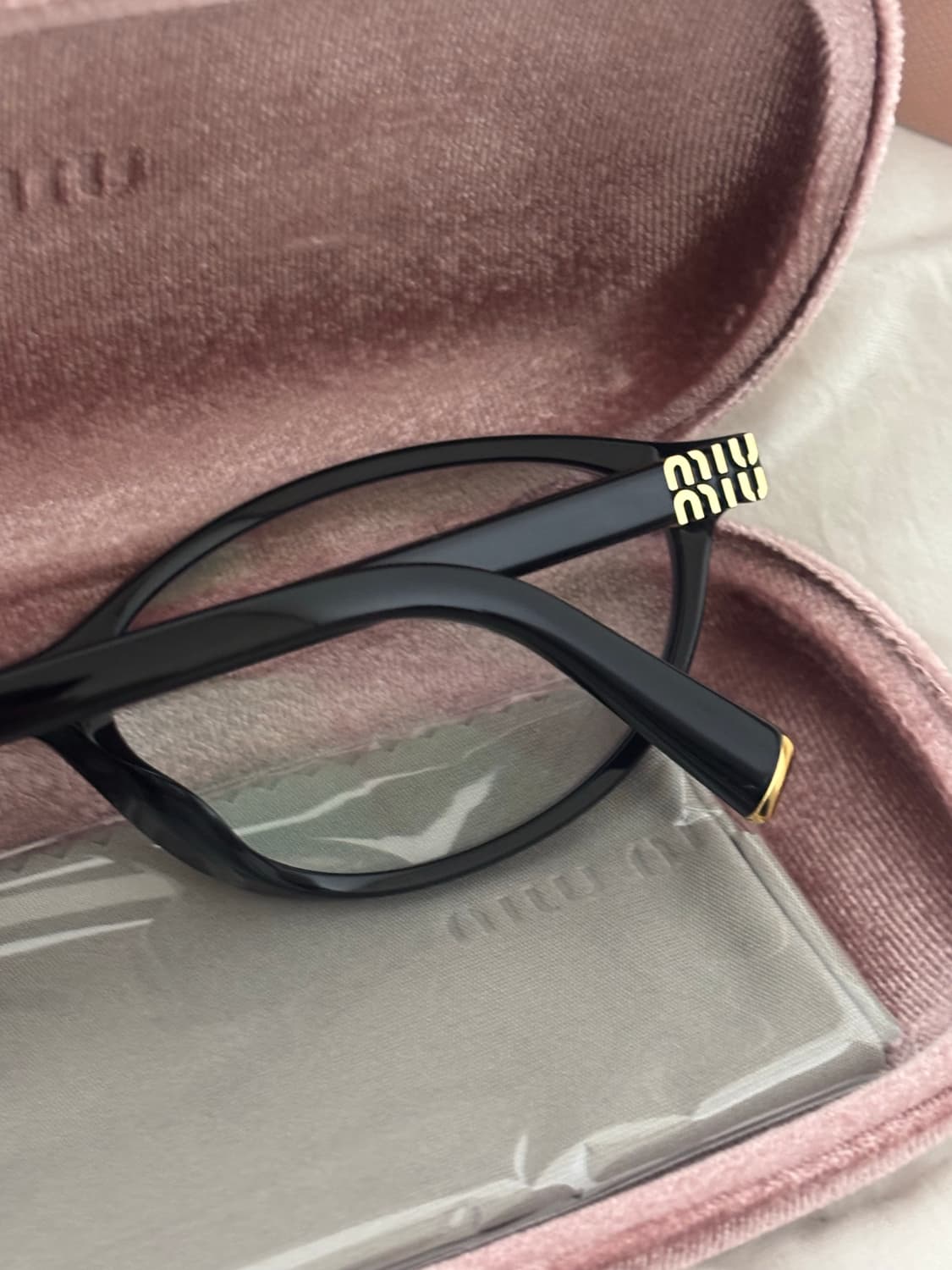 미우미우 안경 리가드 블랙 긱시크 OMU-09XVF 정품 블루라이트 상품이미지7