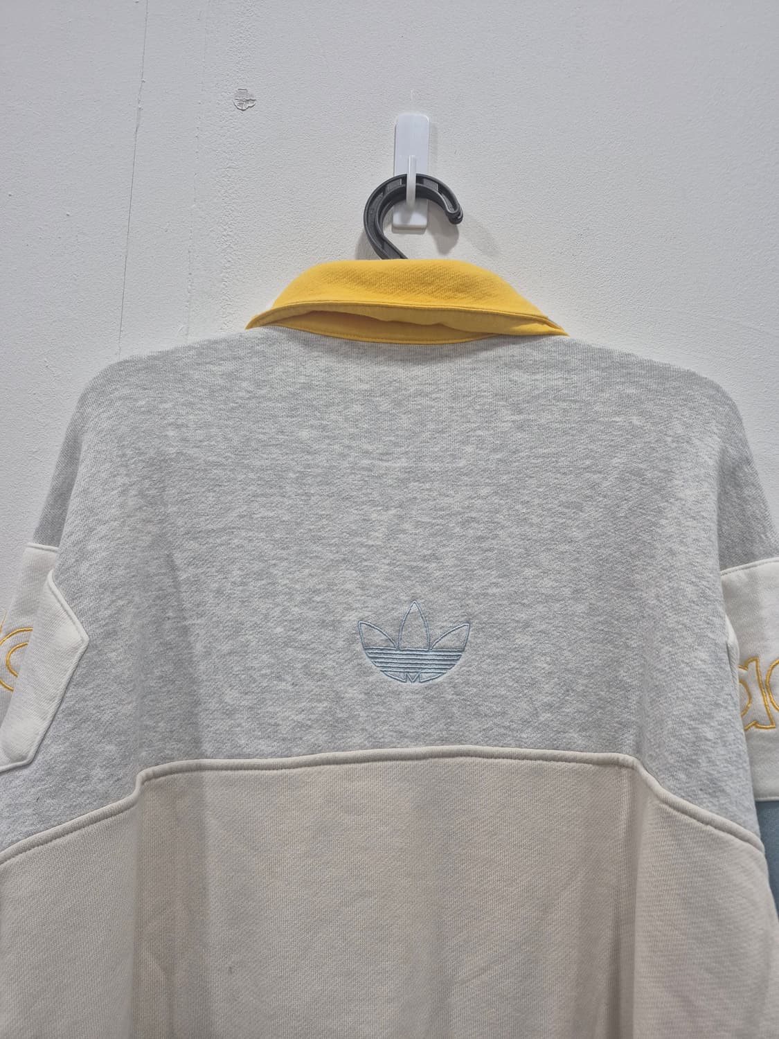 아디다스 카라넥 삼선 럭비 맨투맨 남성 105사이즈 상품이미지4