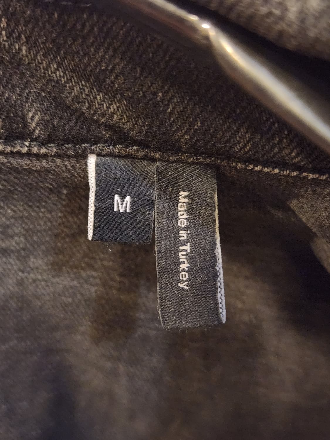 띠어리 흑청 데님 트러커 상품이미지7