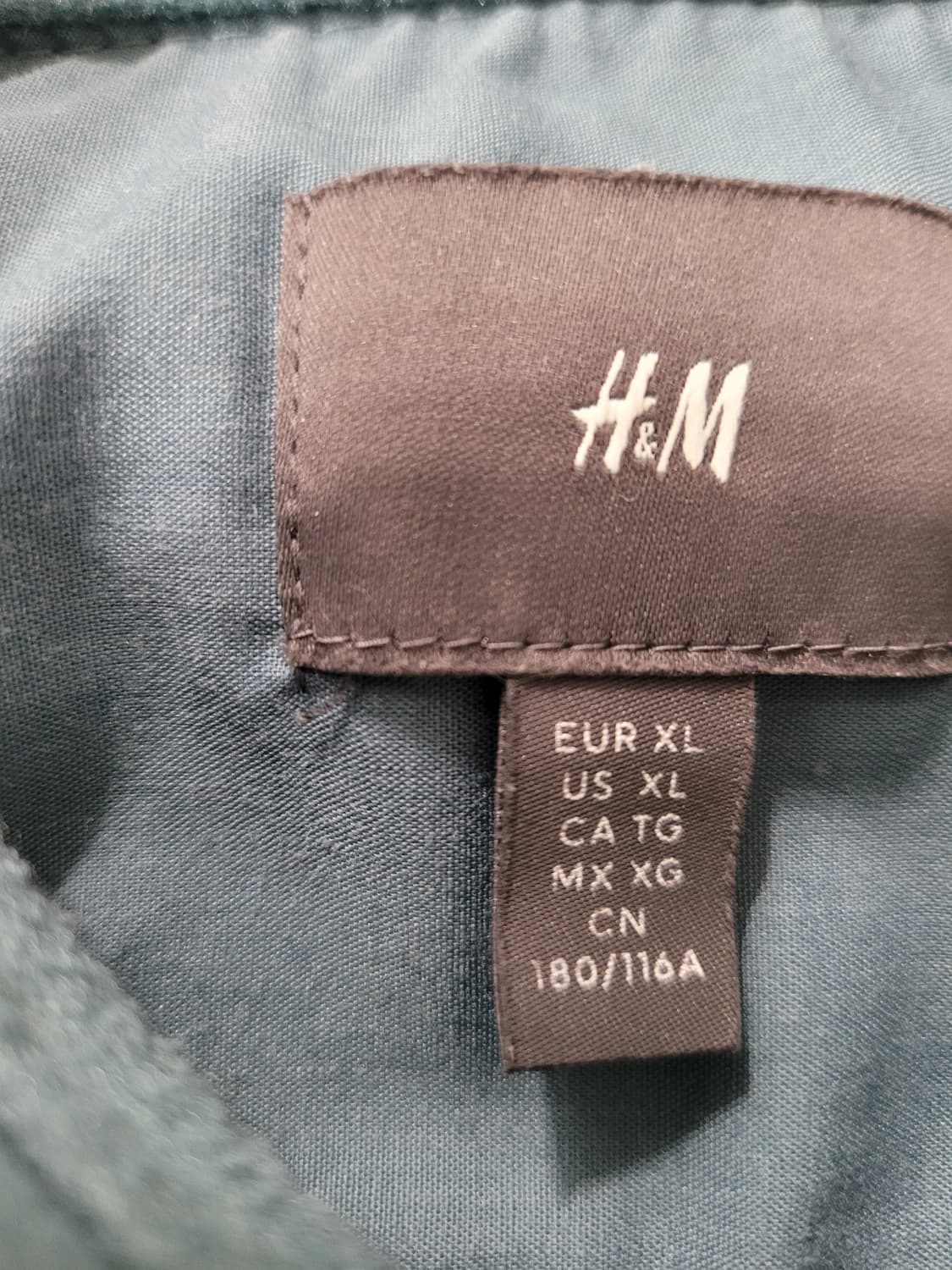 🏷️ 웨스턴 무드와 여유로운 실루엣 – H&M 콘초 디테일 오버셔츠  상품이미지7