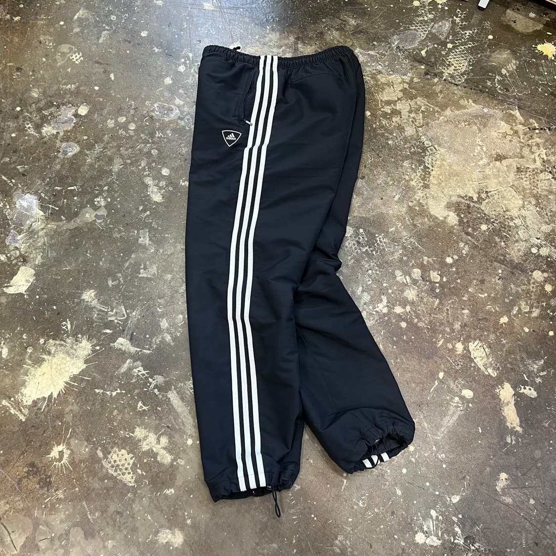 XL) 아디다스 누빔 트랙팬츠 조거팬츠 트레이닝복 바지 올드스쿨 상품이미지1