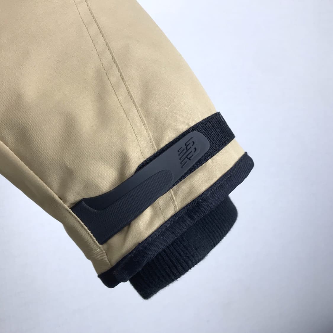 뉴발란스 패트롤 숏패딩 점퍼 남성L (100) 상품이미지4