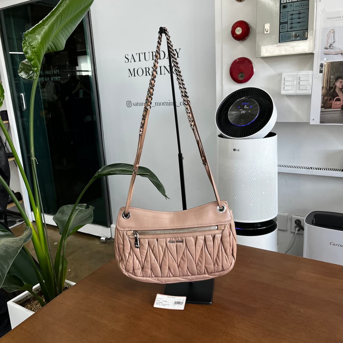 미우미우 마테라쎄 체인 숄더백 상품이미지5