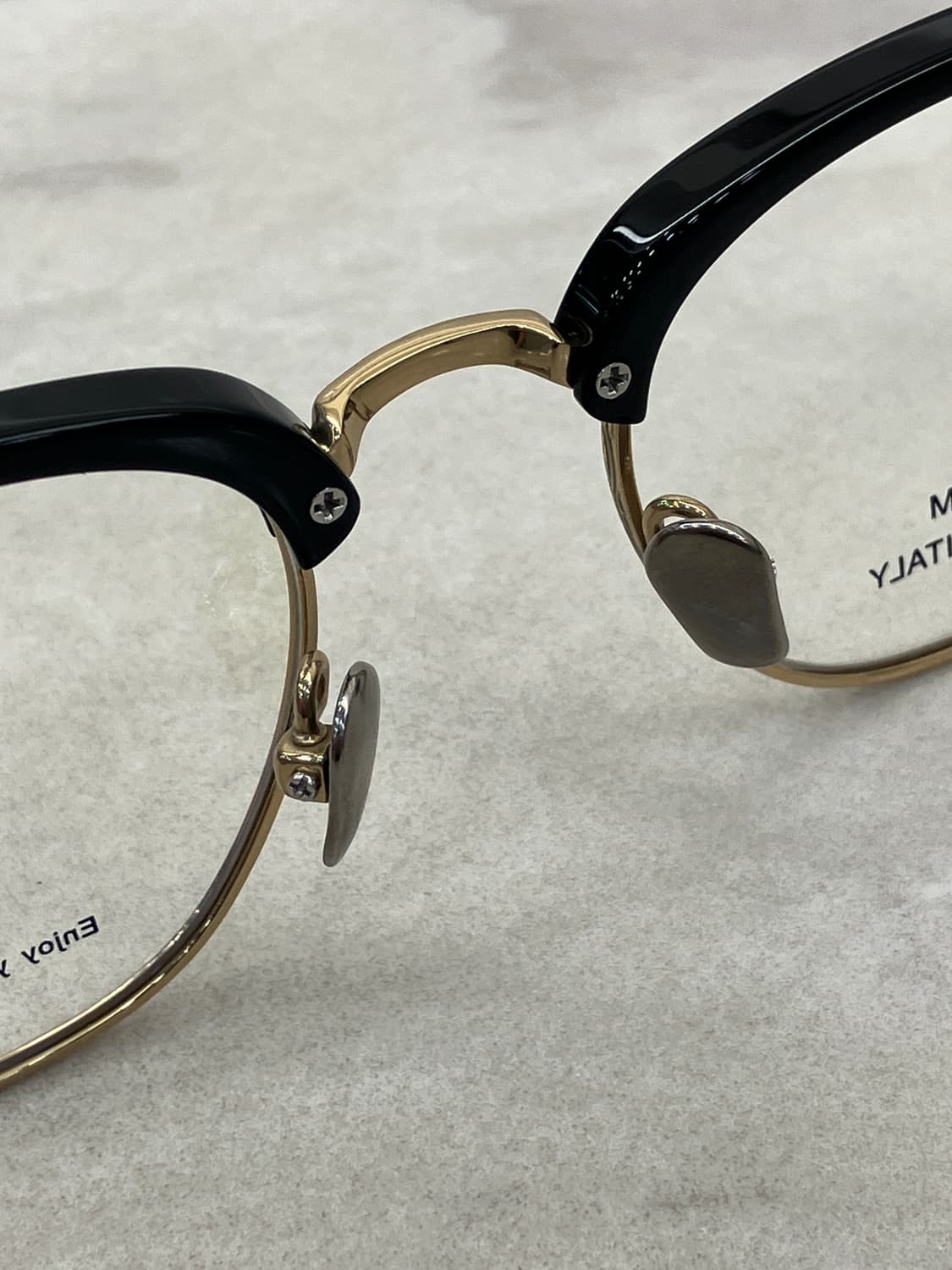 B31 카이오 KAIO 블랙 골드 웰링턴 하금테 안경(23g) 상품이미지4