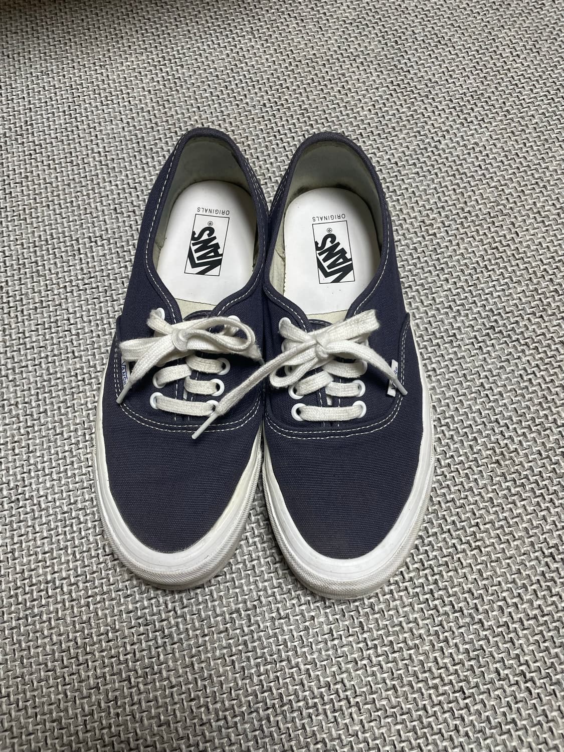 반스 볼트 어센틱 네이비 270 상품이미지2