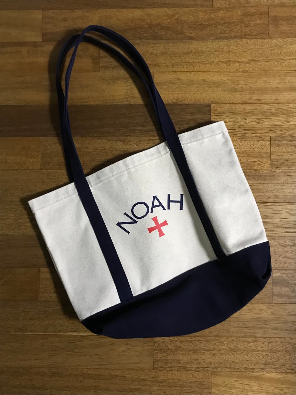 Noah 로고 토트백 상품이미지1