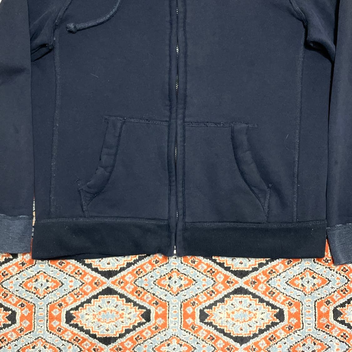 아베크롬비 사이드로고 네이비 털안감 후드집업 남성S 상품이미지3