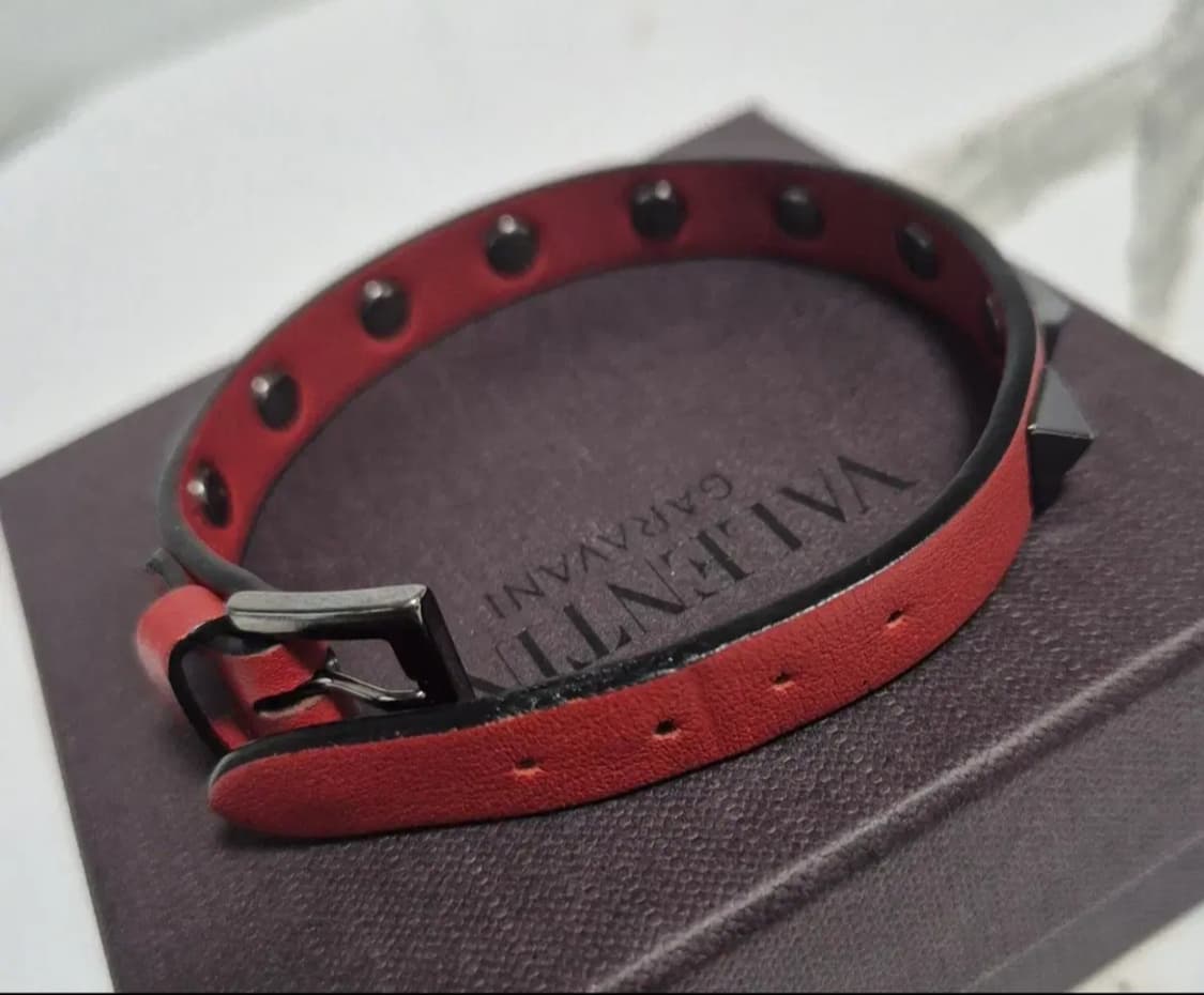 발렌티노(명품) 락스터드 팔찌 상품이미지3