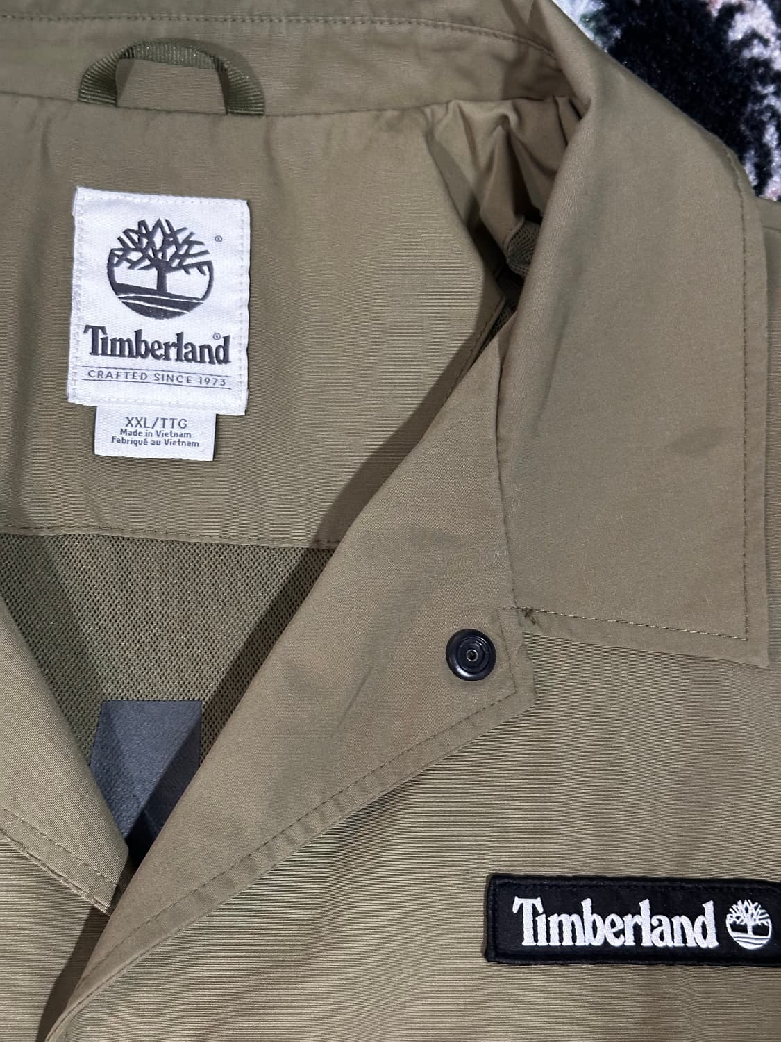 팀버랜드 로고 코치자켓 카키 상품이미지2