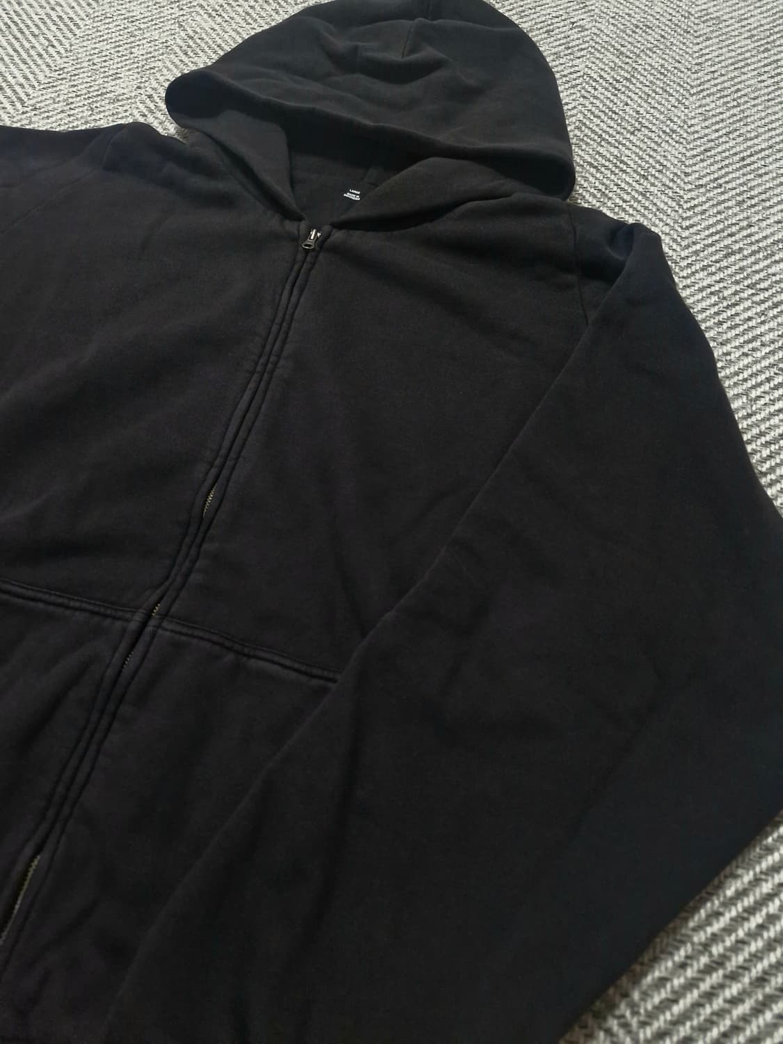(미시착새상품) YEEZY GAP 후드집업 블랙 L 상품이미지1