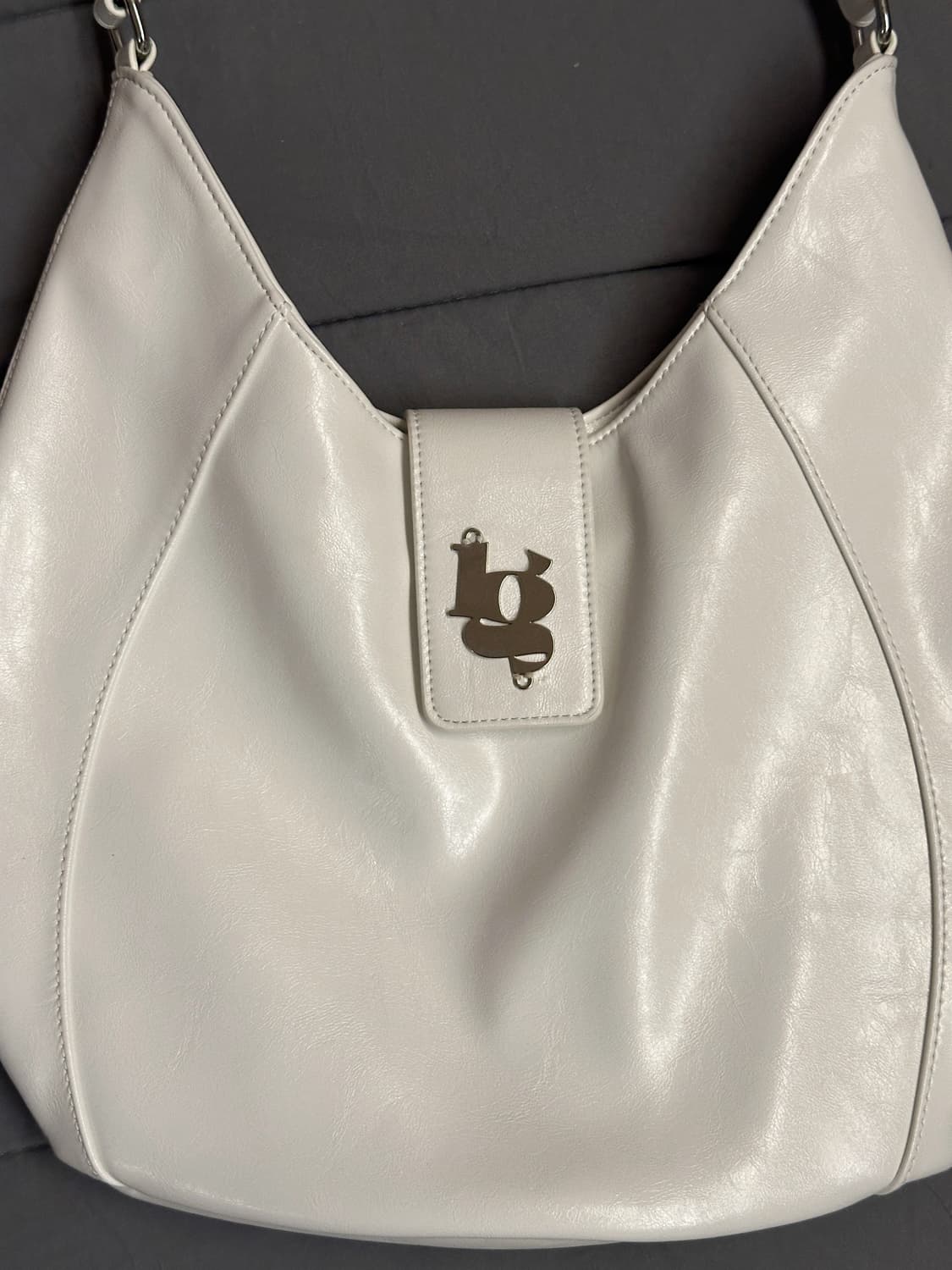 일리고 라인 호보백 화이트 상품이미지5