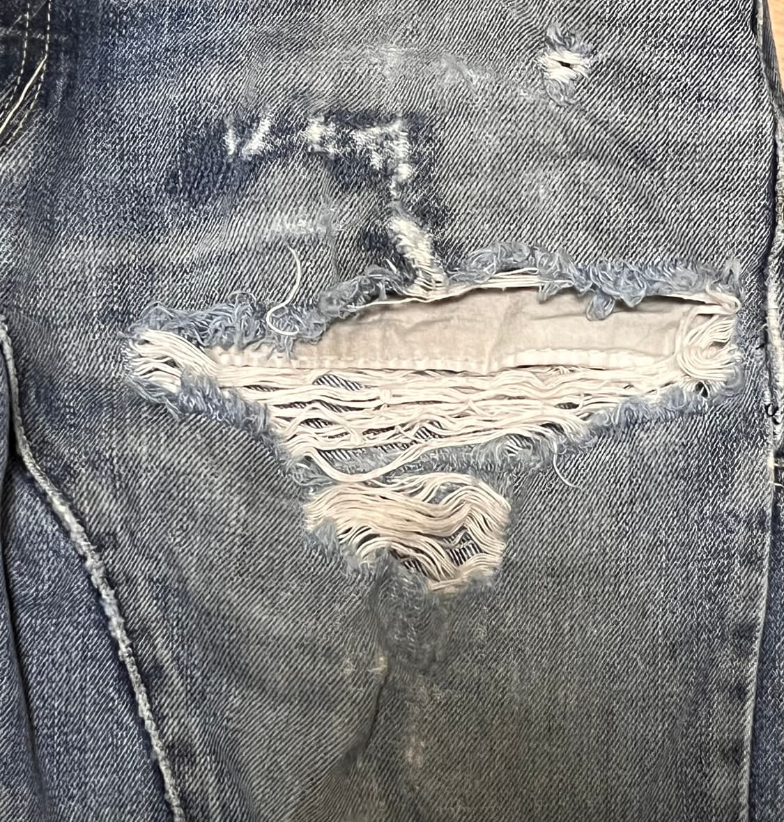 디스퀘어드 데미지 워싱 청바지 48 상품이미지4