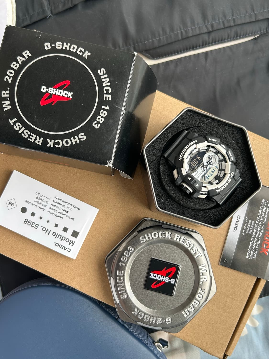 CASIO 지샥 GA-400-1A 빅페이스 하이퍼 컬러 상품이미지2