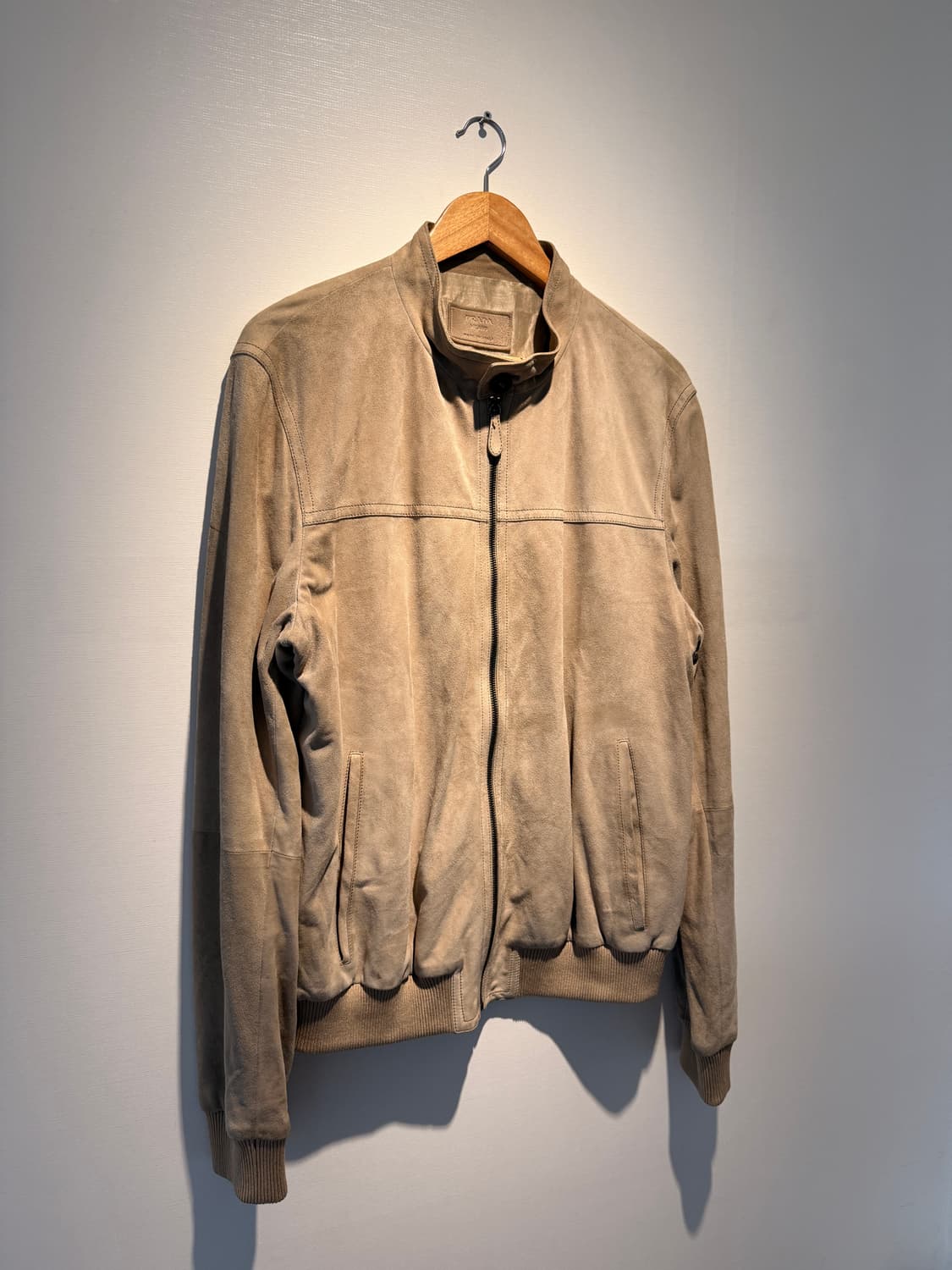 2009 PRADA Suede Bomber Jacket 상품이미지1