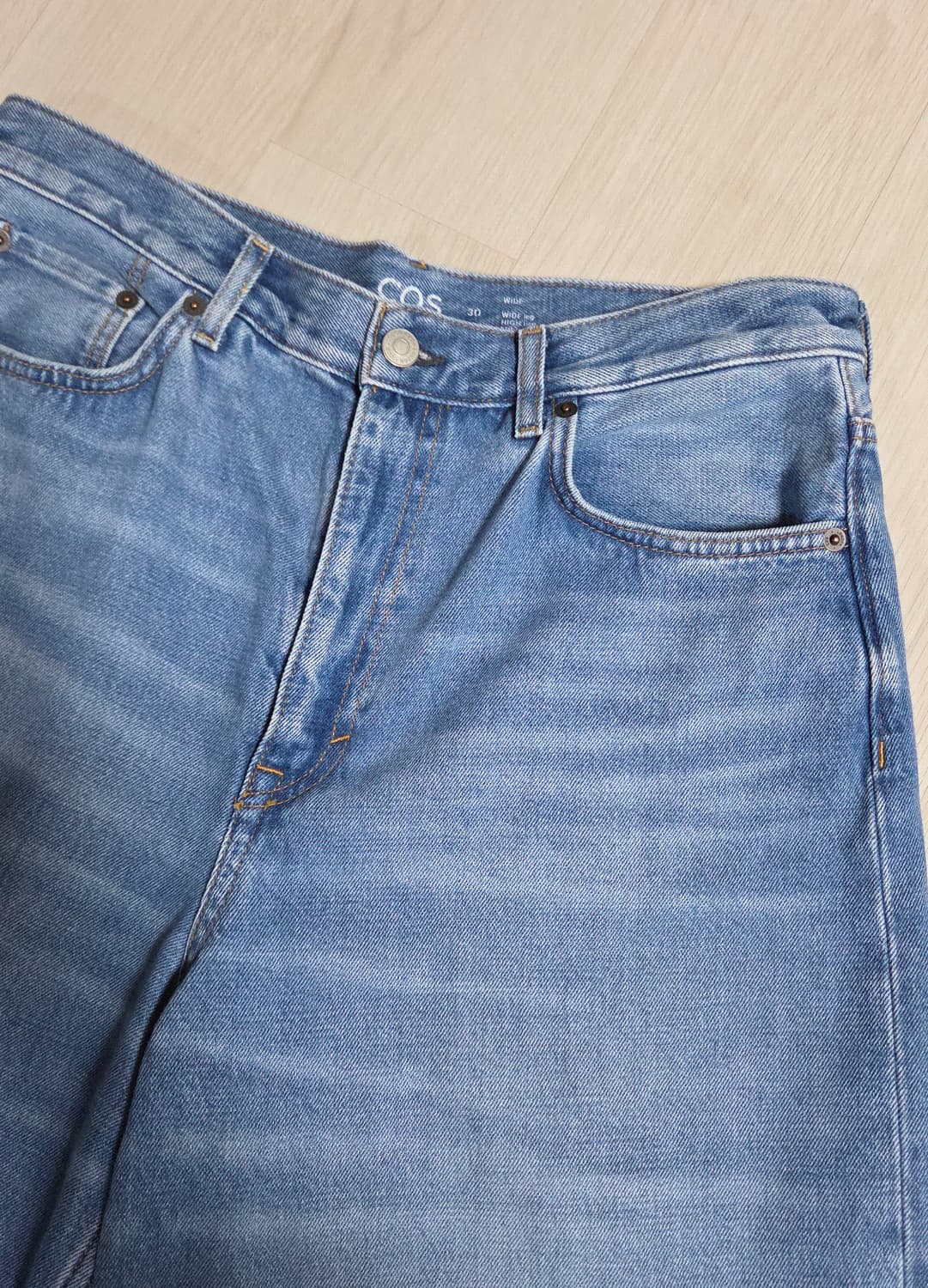 (착샷) COS 코스 와이드 데님  상품이미지2