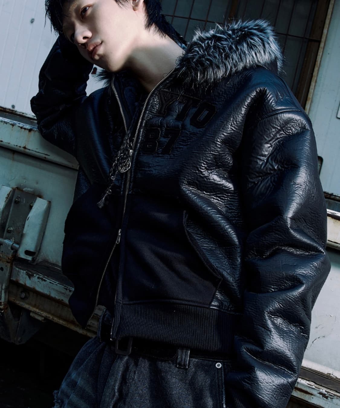 Trimming Bomber Hood Zip-Up_[Black] 상품이미지2