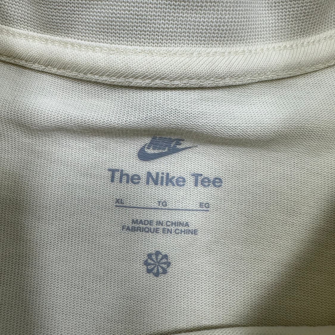 ✨ (만원 빈티지) 나이키 빅로고 세미 크롭 반팔티 상품이미지3