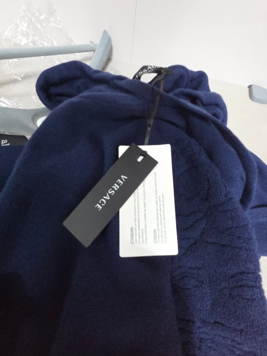 베르사체 메두사 네이비 캐시미어 후드티 50 105~110 상품이미지5