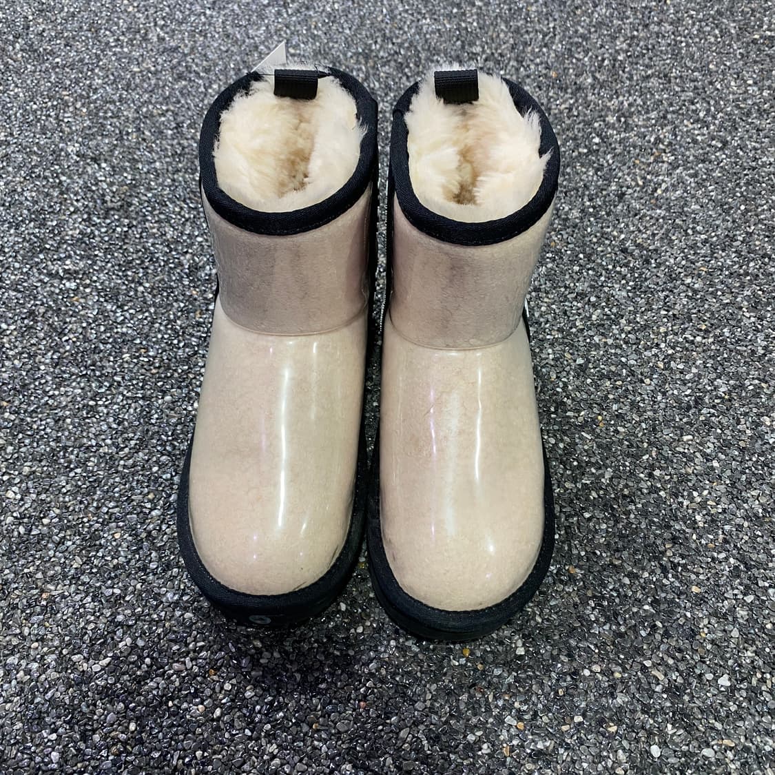 어그 멀티 로고 쉐르파 클리어 부츠 B3445 상품이미지1