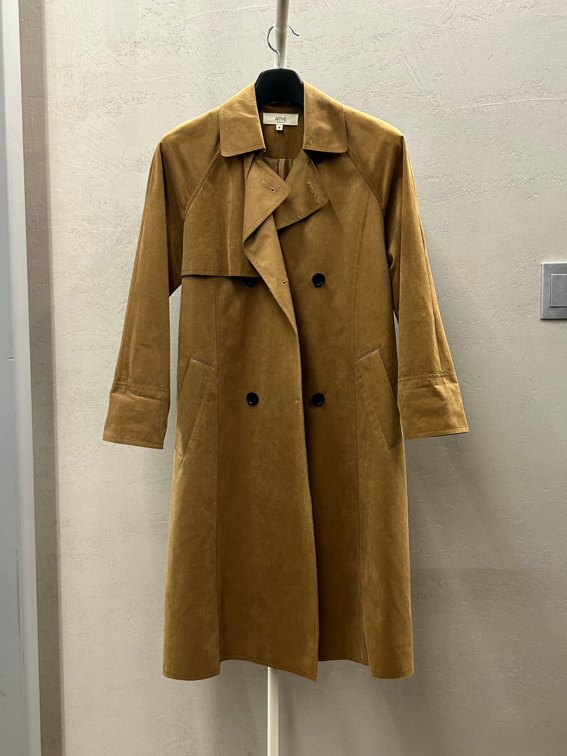 athe 아떼 스웨이드 트렌치코트 브라운 상품이미지2