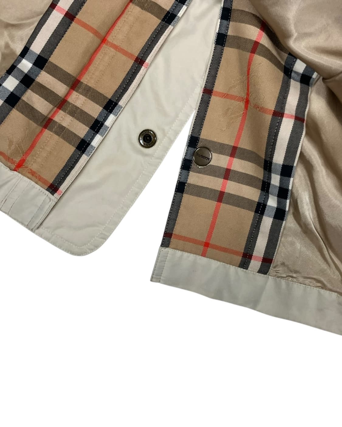 버버리 바람막이 자켓 후드탈부착 L 상품이미지4