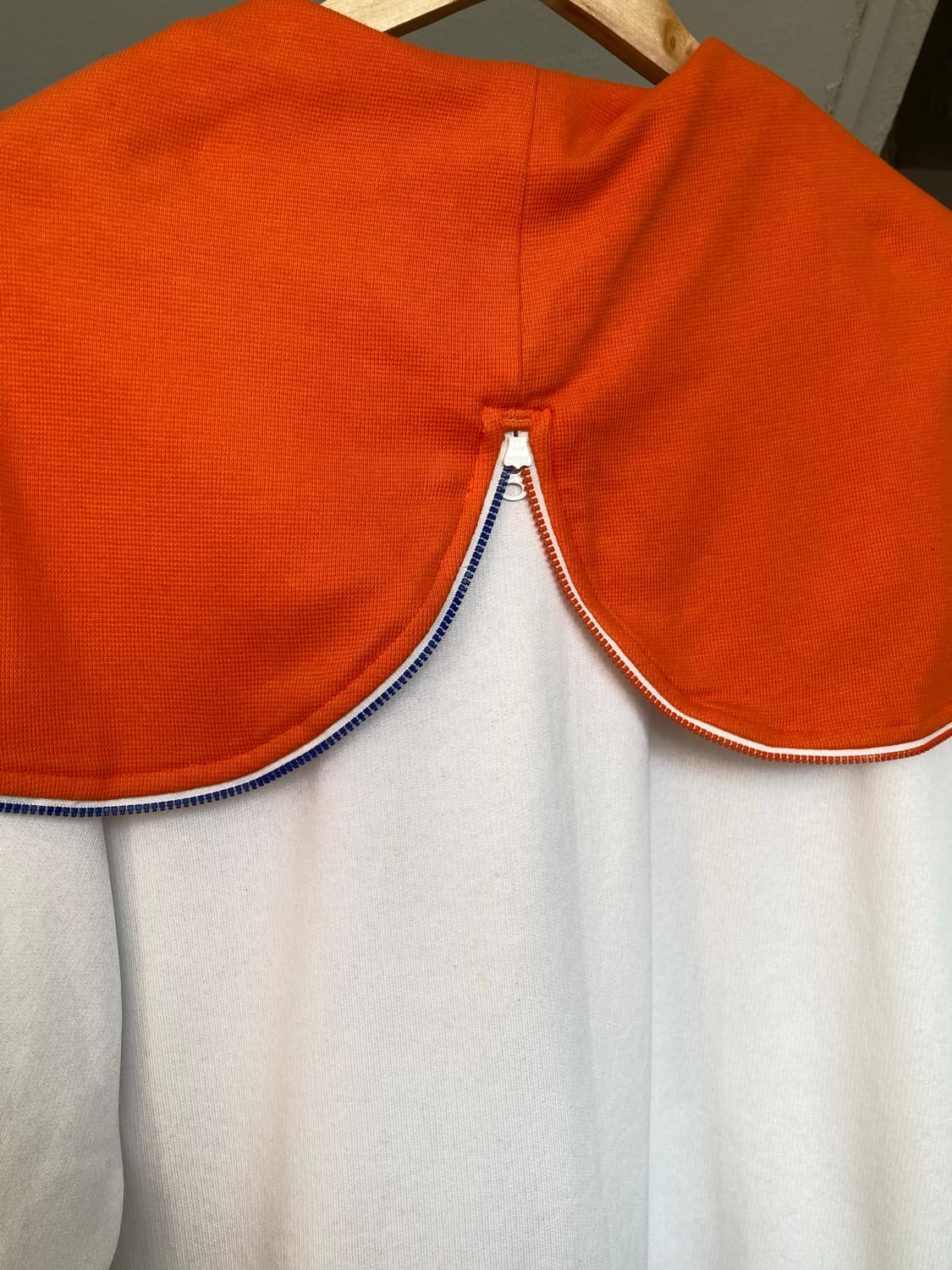 나이키 NIKE 오렌지 지퍼 디테일 후드집업 상품이미지7