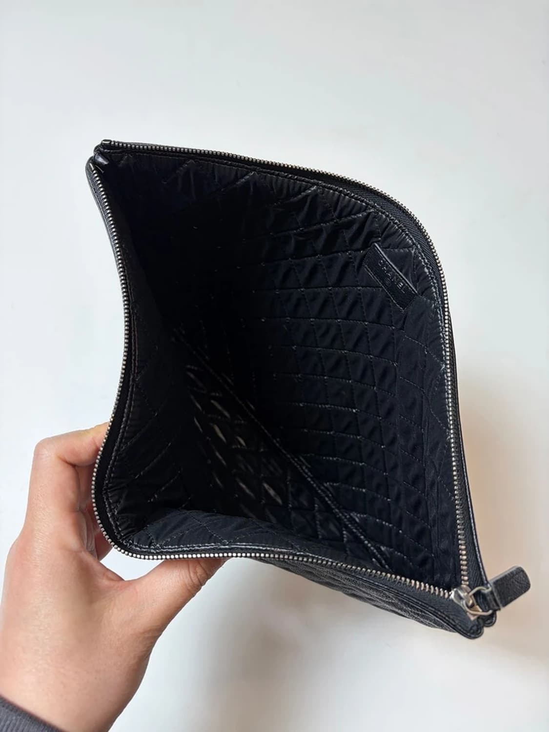 샤넬 CHANEL 캐비어 보이 클러치백 Q1496 상품이미지6