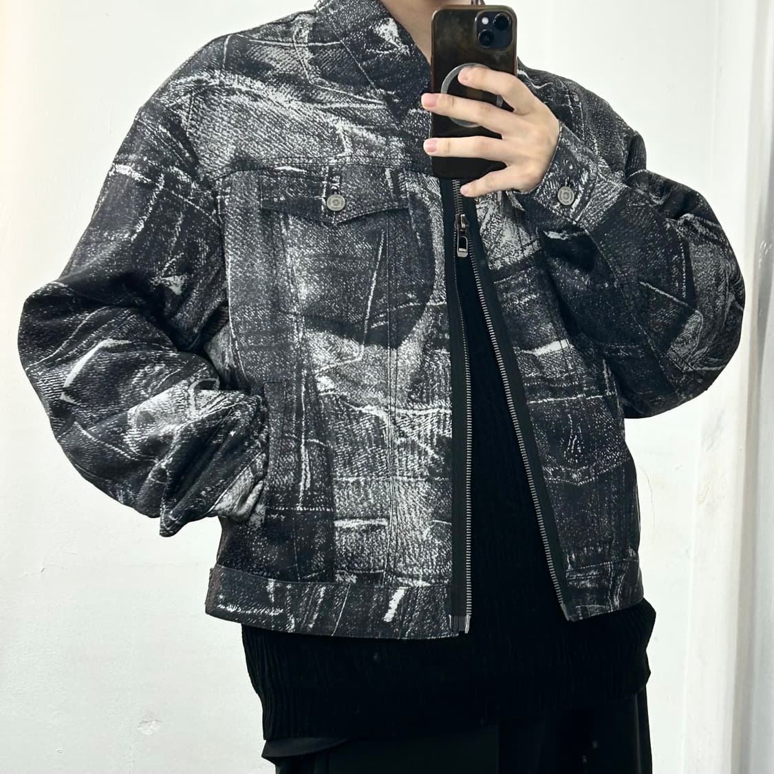 메종 미네드 블랙 웨이브 프린팅 자켓 상품이미지4