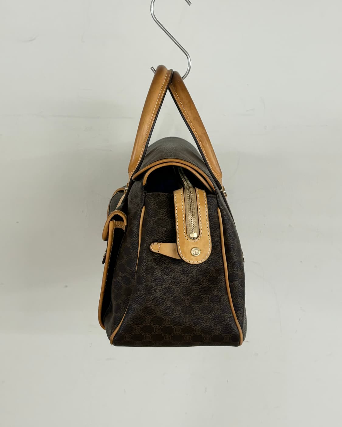 셀린느 브라운 마카담 돔보울러 백 상품이미지5