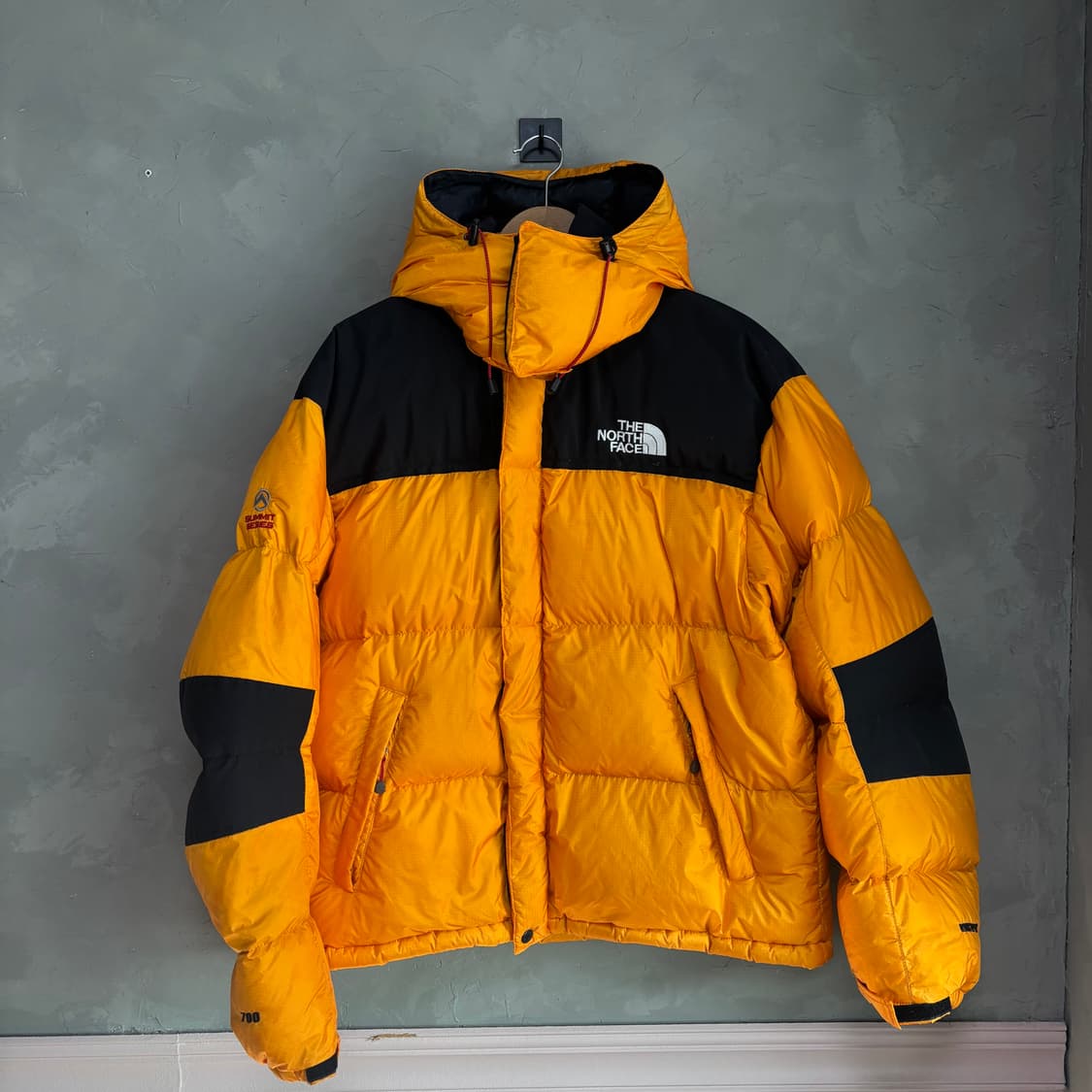 노스페이스 700 써밋 윈드스토퍼 구스다운 패딩 노랑 상품이미지1