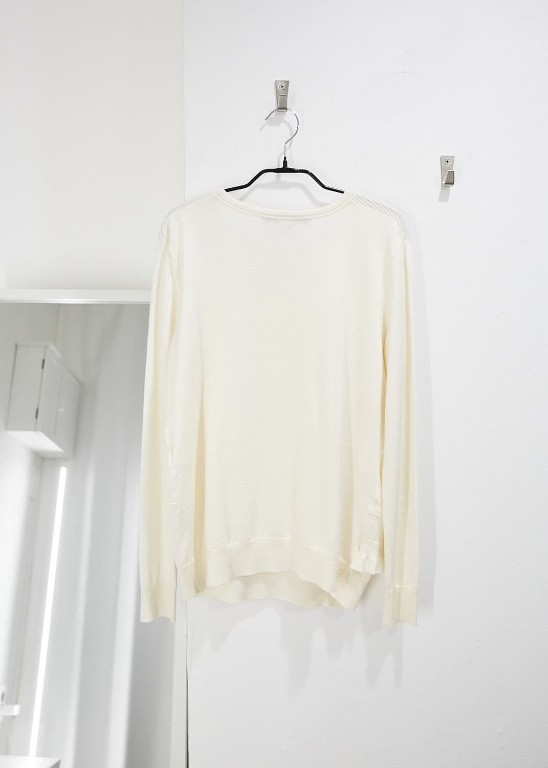 Ruffle Sweater 상품이미지4