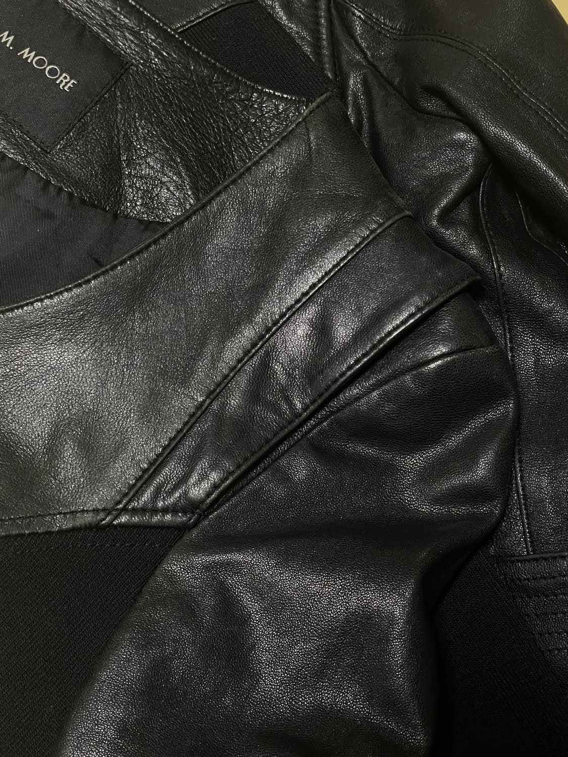 봄빅스엠무어 리얼레더 양가죽 레이스업 디테일 자켓 상품이미지7