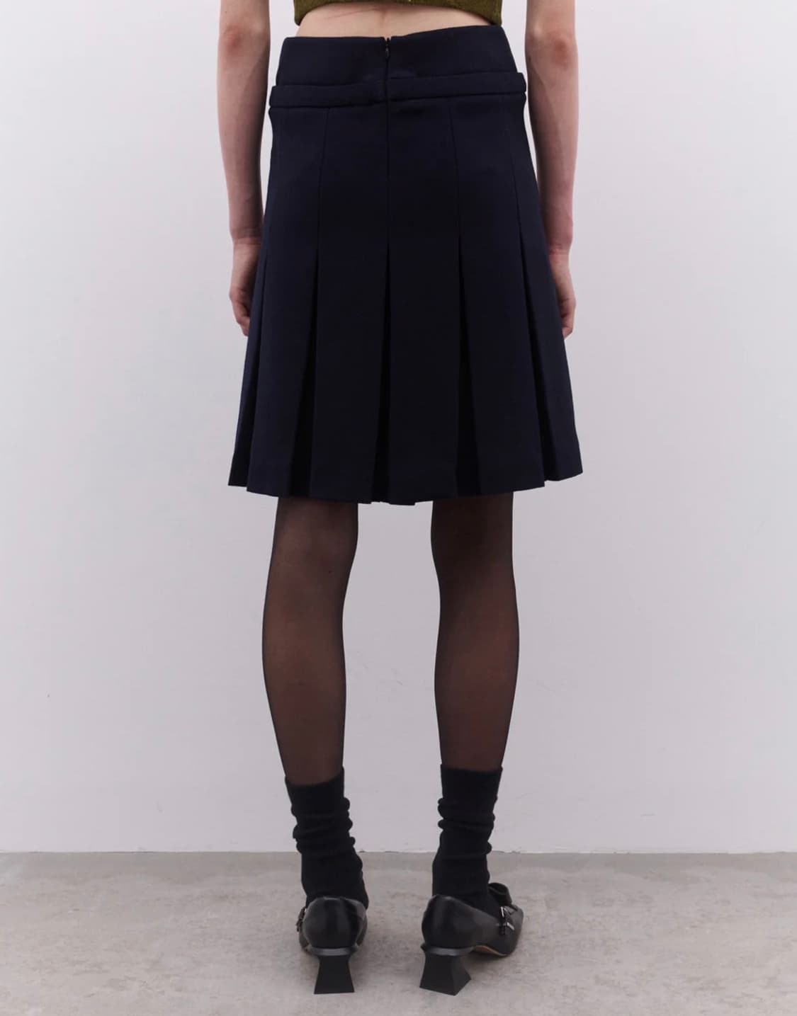 (새상품)슈슈통 23FW 보우 웨이스트 플리츠 스커트 - UK10 상품이미지4