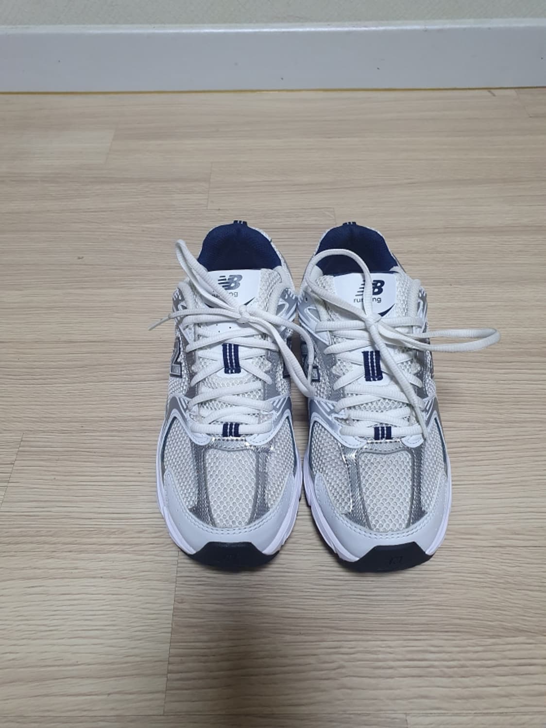 뉴발란스 530 운동화 240 상품이미지3
