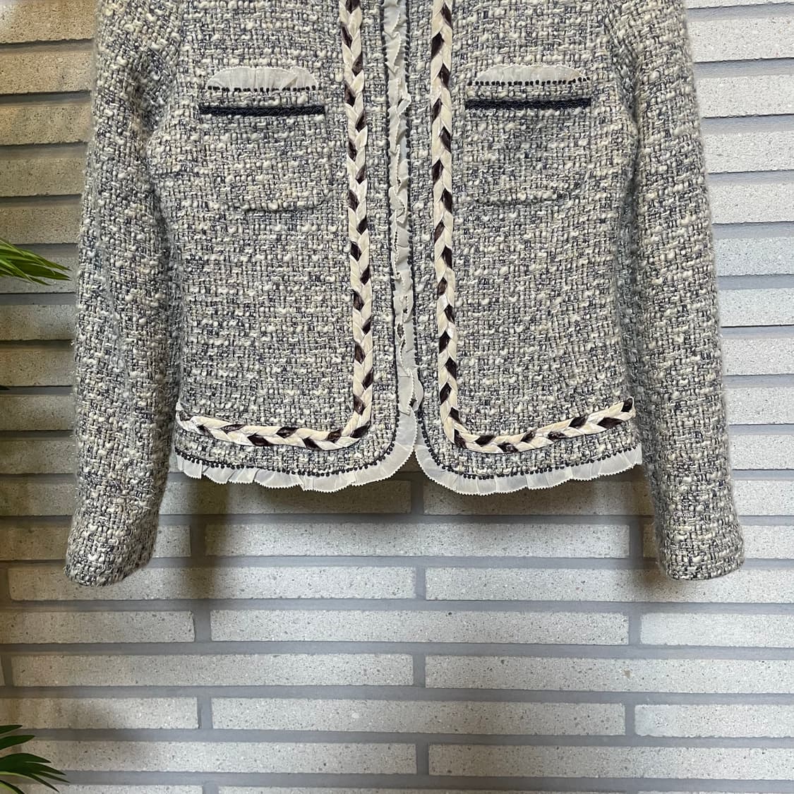 쥬디첼리 트위드자켓 브레이드 라인 러플 디테일 그레이 10% 할인 상품이미지5