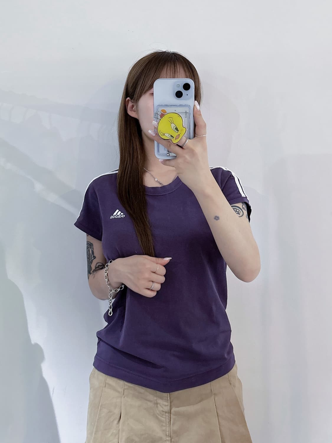 아디다스 스몰로고 퍼플 삼선 반팔 상품이미지2