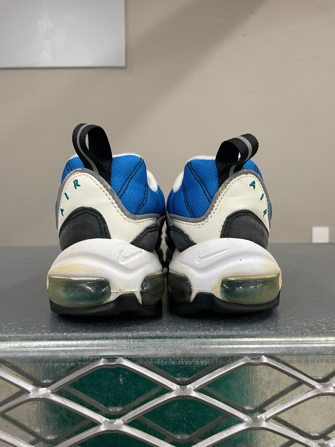 나이키 에어맥스 98 라디언트 에메랄드 245 상품이미지3
