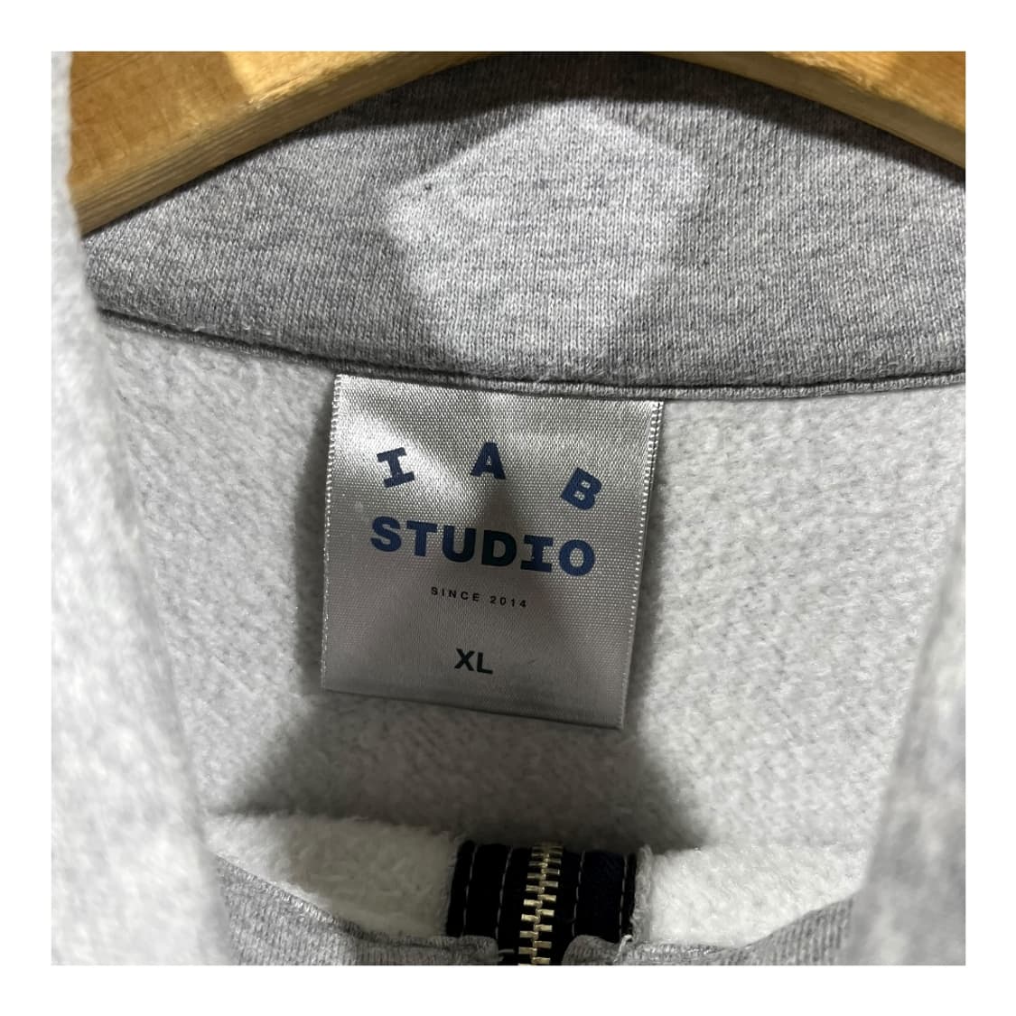 [IAB Studio] 아이앱 스튜디오 x 현대 모비스 하프 집 풀오버 상품이미지5