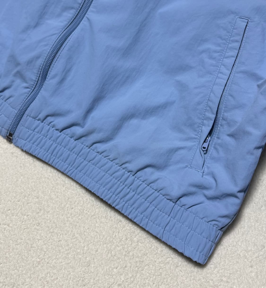 아디다스 시나모롤 스카이블루 바람막이 상품이미지7