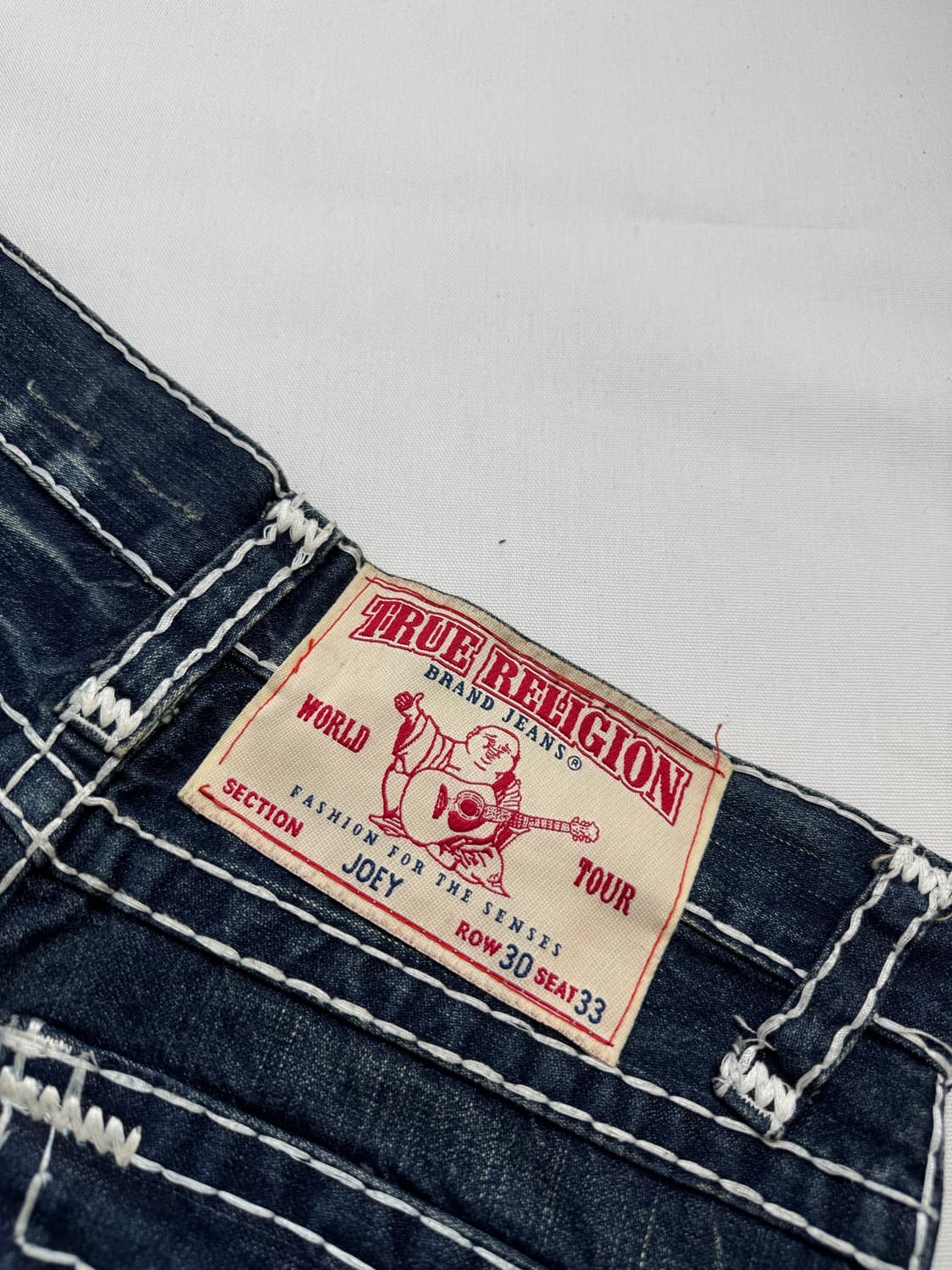 truereligion 트루릴리젼 조이 로우라이즈 부츠컷 팬츠 (화이트) 상품이미지5