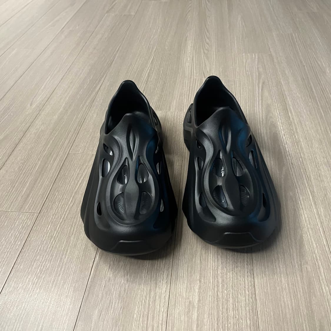 폼러너 클로그 슬립온 블랙 270 새제품 상품이미지2