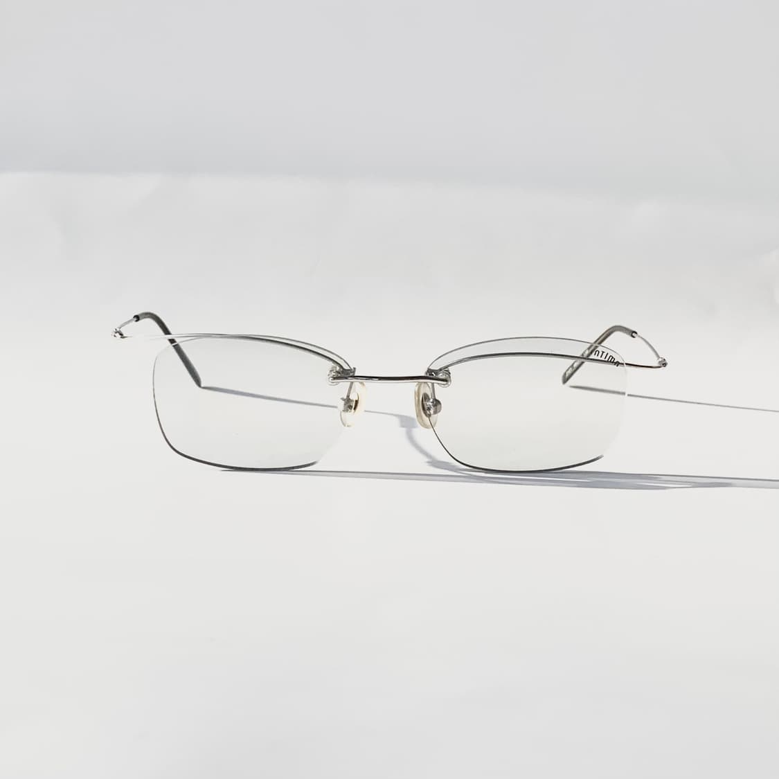 773 데드스탁 픽키 초경량 스퀘어 무테 빈티지안경 상품이미지1