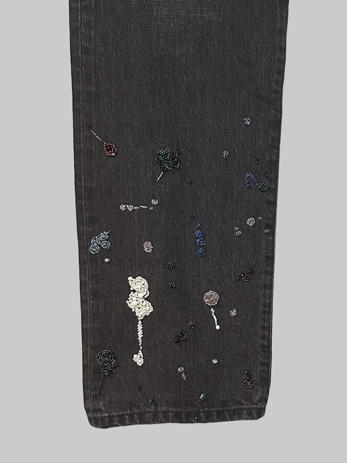 언더커버 23aw 비즈 데님 블랙 상품이미지3