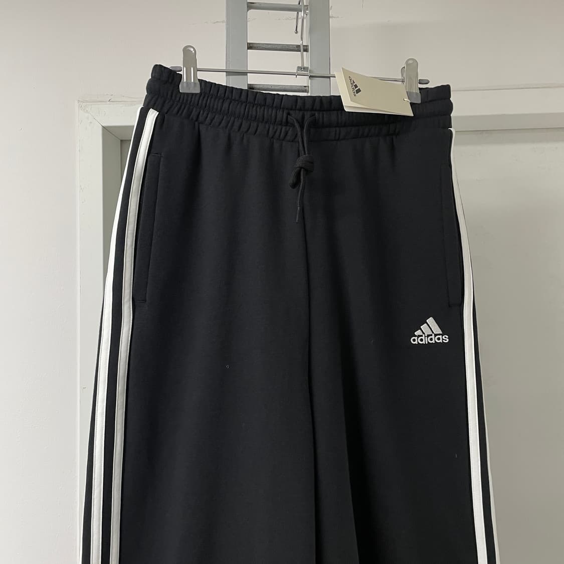 아디다스 트레이닝 와이드 팬츠 새상품 S(W) 상품이미지2