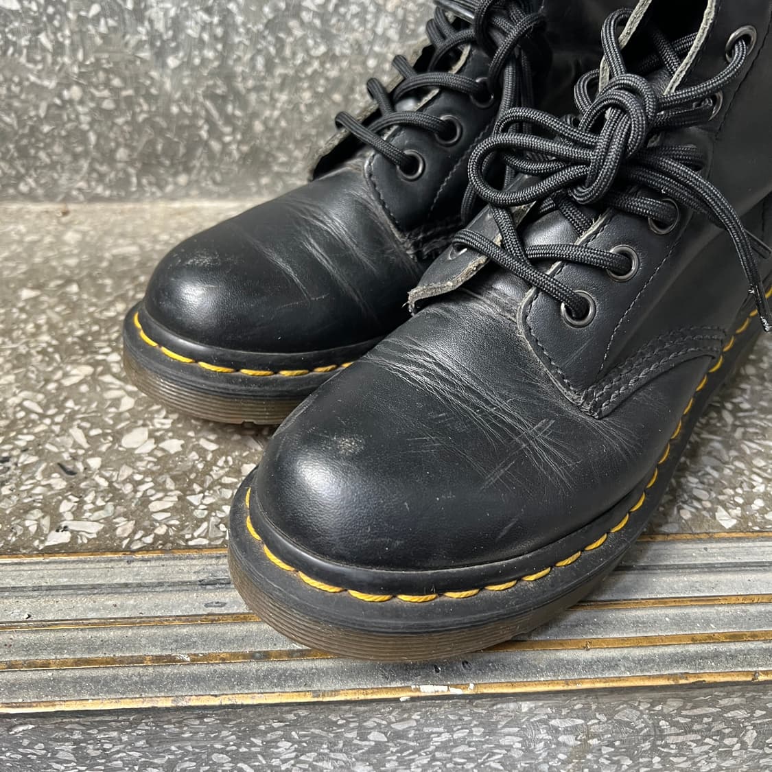 닥터마틴 1460 8홀 부츠 상품이미지6