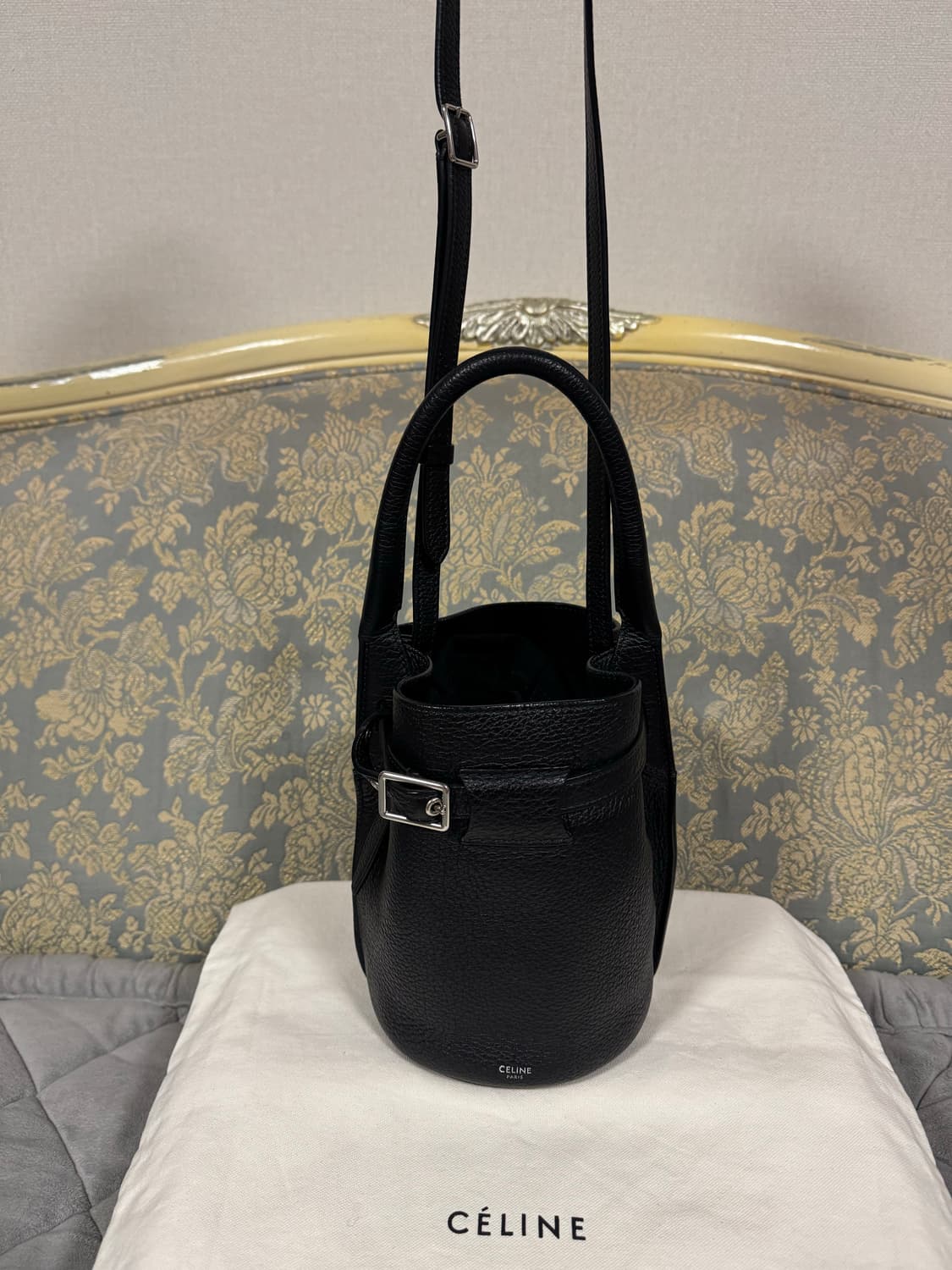 셀린느 나노 빅 버킷백 블랙 상품이미지6